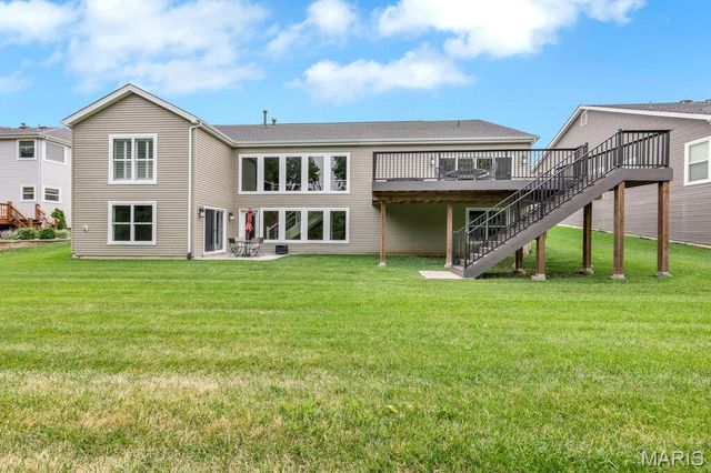 115 Hannahs Mill Drive, Lake St Louis, MO 63367