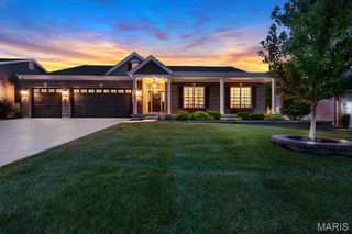 115 Hannahs Mill Drive, Lake St Louis, MO 63367