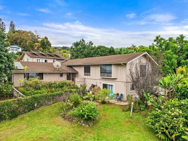 12 Upper Kimo Dr, Kula, HI 96790