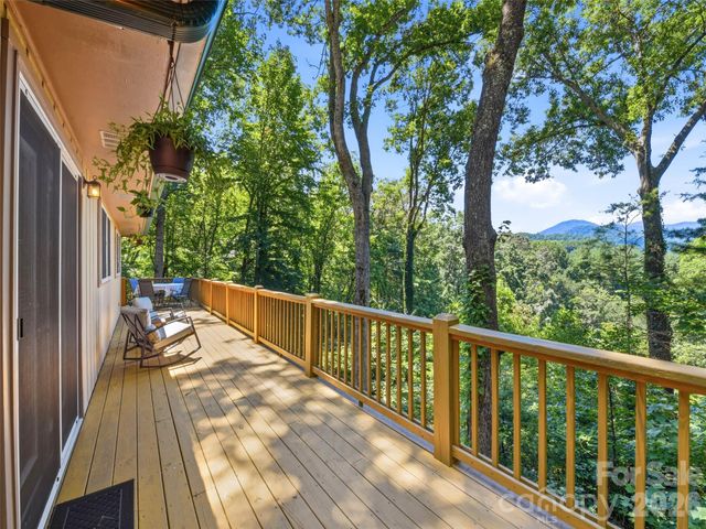 460 Speedwell Acres Road, Cullowhee, NC 28723
