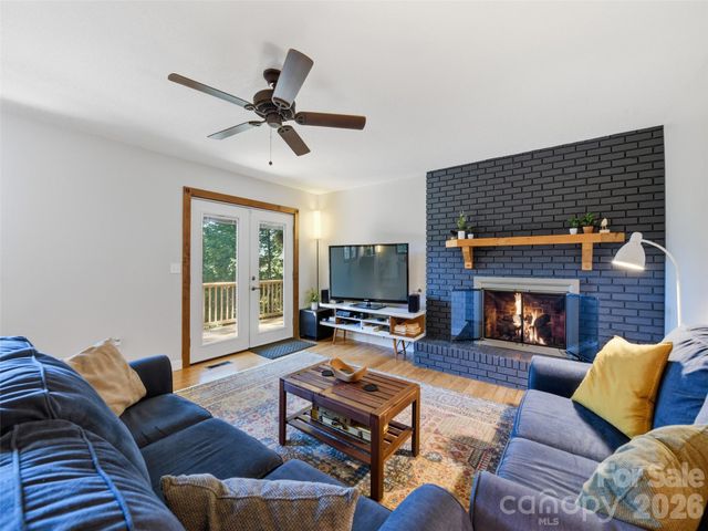 460 Speedwell Acres Road, Cullowhee, NC 28723