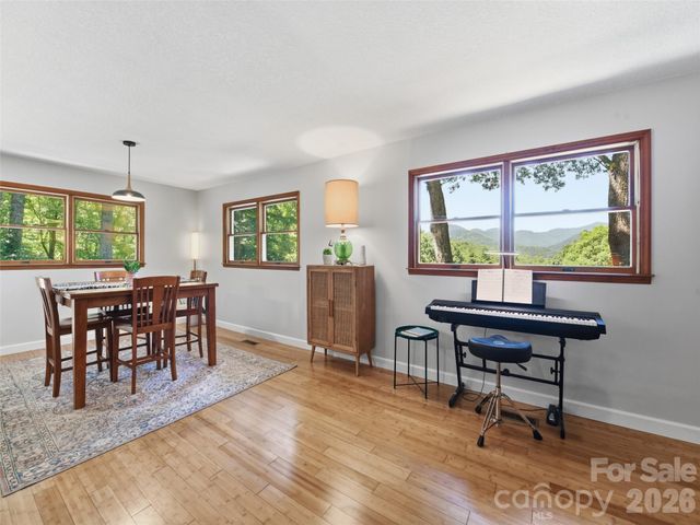 460 Speedwell Acres Road, Cullowhee, NC 28723