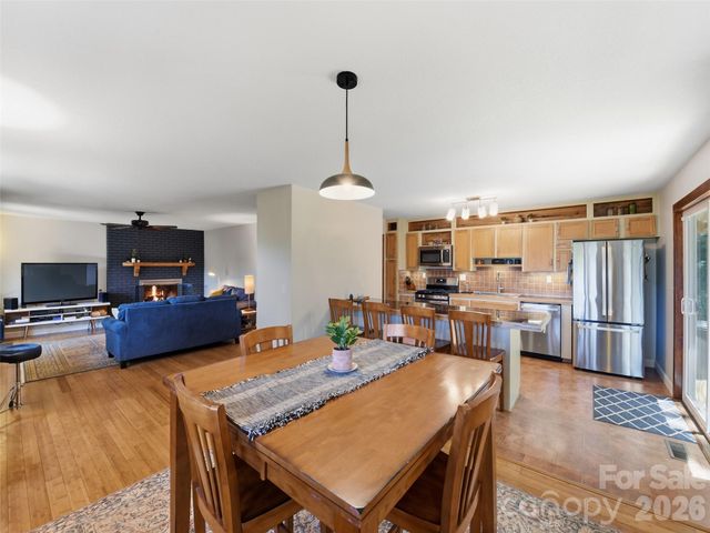 460 Speedwell Acres Road, Cullowhee, NC 28723