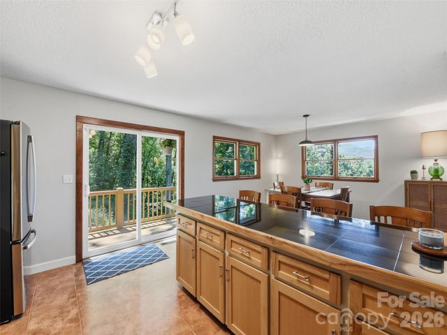 460 Speedwell Acres Road, Cullowhee, NC 28723