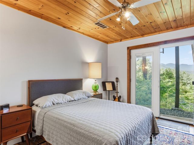 460 Speedwell Acres Road, Cullowhee, NC 28723