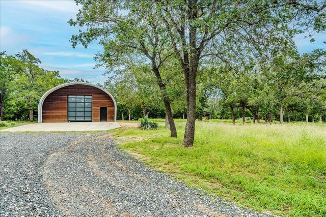 160 Shady Oaks DR, Dale, TX 78616