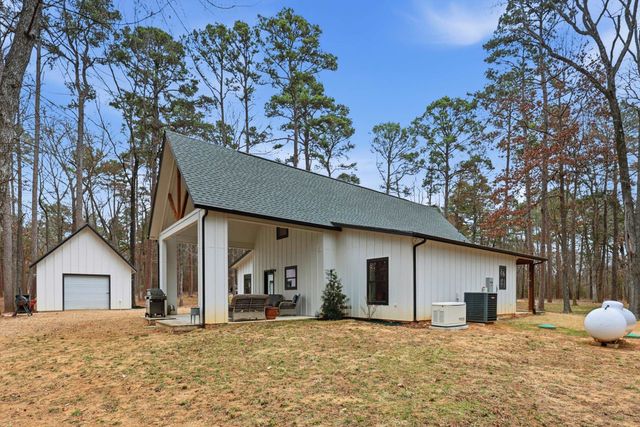 171 King Andrew Court, Scroggins, TX 75480