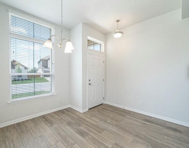 4112 Birdwatch Loop 7, Pflugerville, TX 78660
