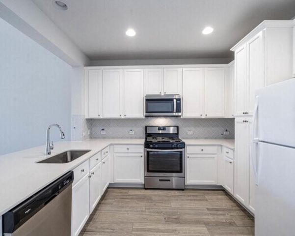 4112 Birdwatch Loop 7, Pflugerville, TX 78660