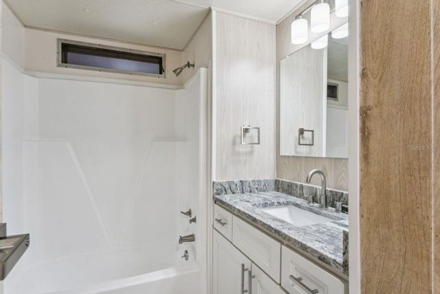 15071 RIALTO AVENUE, Brooksville, FL 34613