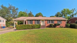 2841 Deerwood Drive, Winston-salem, NC 27103