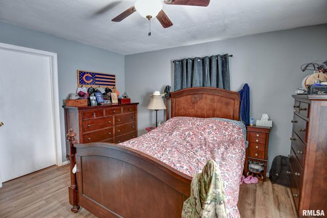 1311 W Main Cross Street, Taylorville, IL 62568