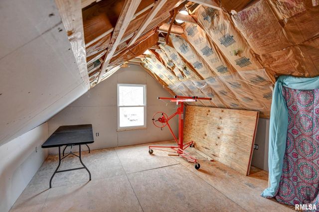 1311 W Main Cross Street, Taylorville, IL 62568