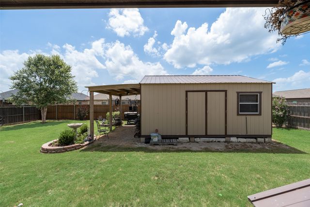 2112 Cole Street, Mabank, TX 75147