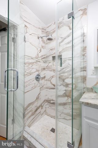 4007 BUNKER HILL RD, Brentwood, MD 20722