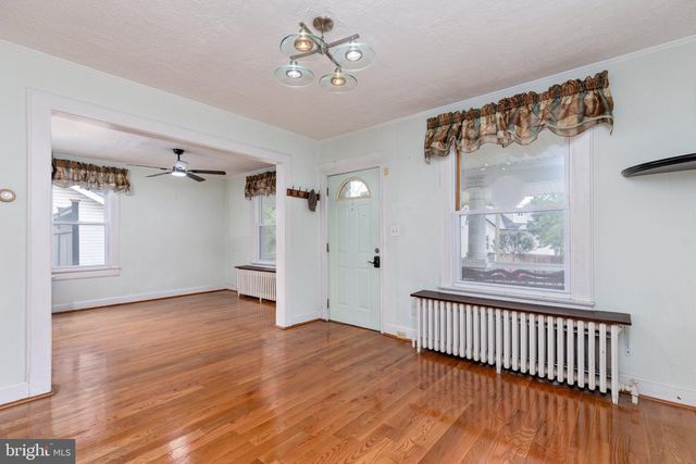 4007 BUNKER HILL RD, Brentwood, MD 20722