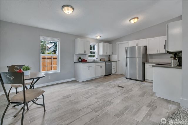 12818 Prairie Ridge Drive E, Bonney Lake, WA 98391