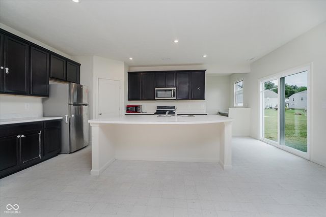 6653 Rainwater Lane, Whitestown, IN 46075