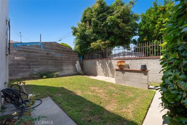 1847 W 68th, Los Angeles, CA 90047