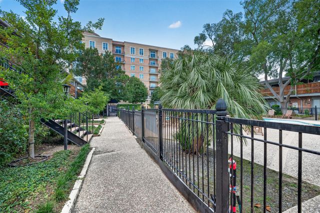 3930 W Alabama Street 8, Houston, TX 77027