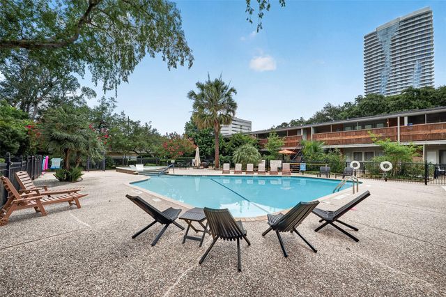 3930 W Alabama Street 8, Houston, TX 77027