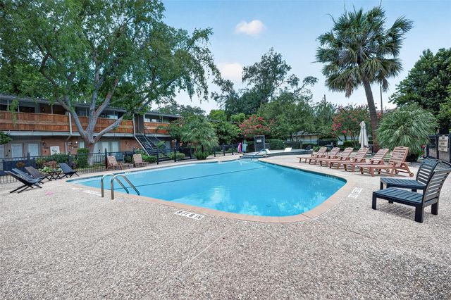 3930 W Alabama Street 8, Houston, TX 77027