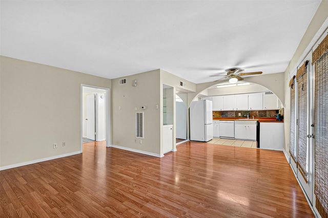 3930 W Alabama Street 8, Houston, TX 77027