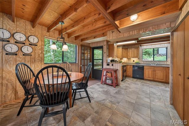1209 Whitetail Woods Drive, Innsbrook, MO 63390