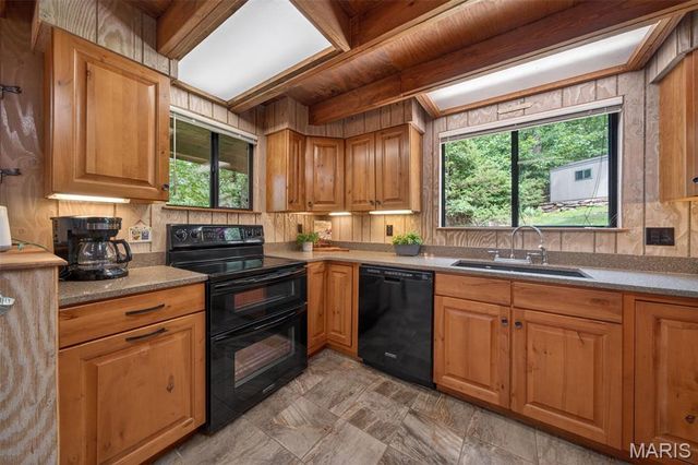 1209 Whitetail Woods Drive, Innsbrook, MO 63390