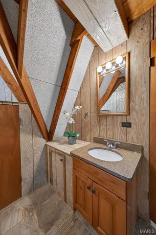1209 Whitetail Woods Drive, Innsbrook, MO 63390