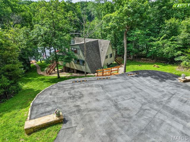 1209 Whitetail Woods Drive, Innsbrook, MO 63390