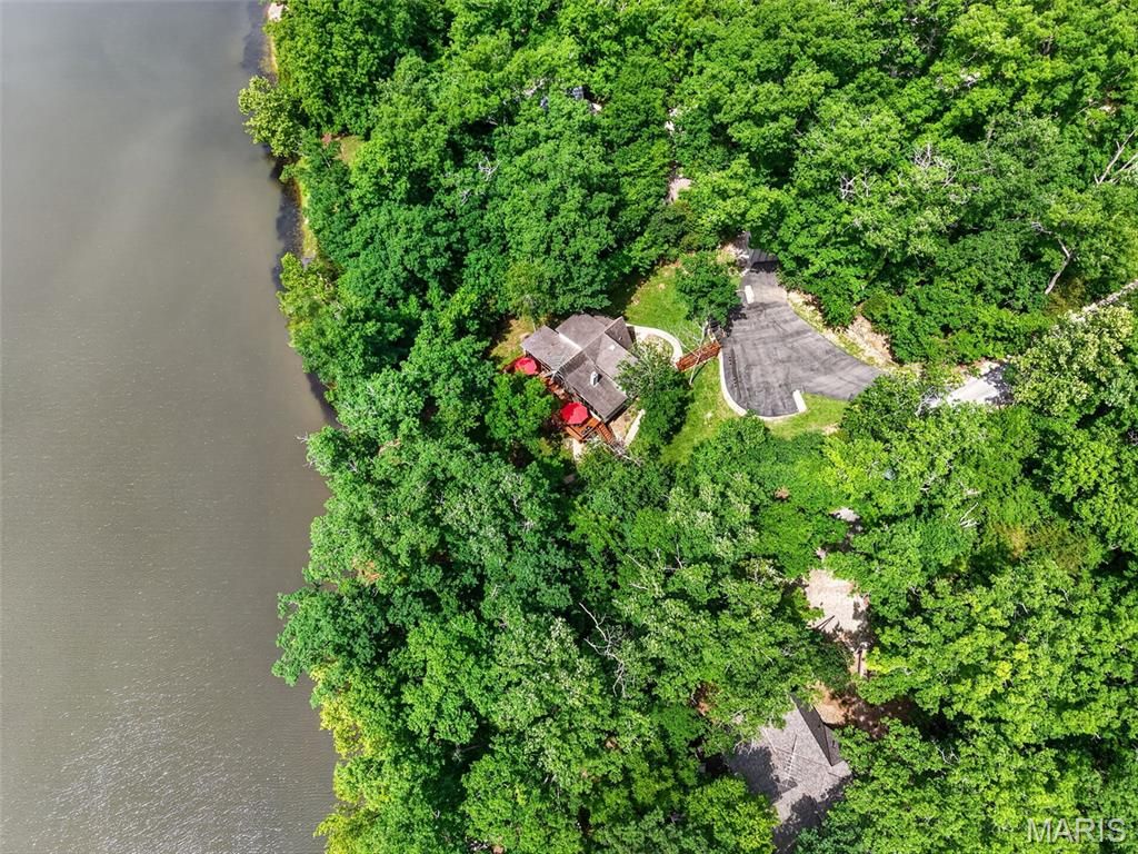 1209 Whitetail Woods Drive, Innsbrook, MO 63390