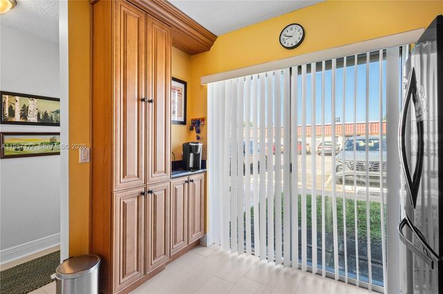 528 Franconia Cir ., Lake Worth, FL 33467