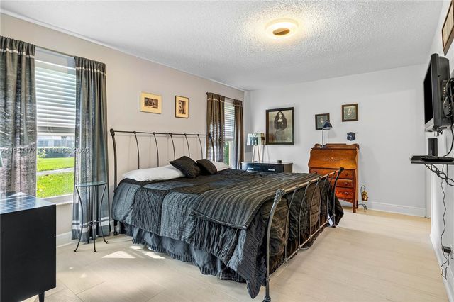 528 Franconia Cir ., Lake Worth, FL 33467