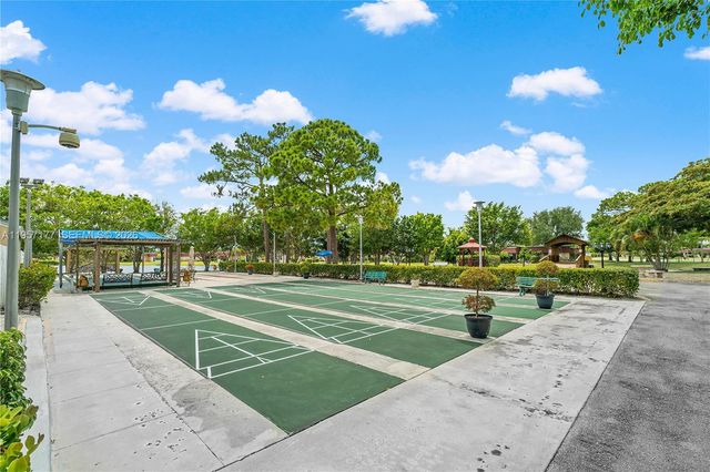 528 Franconia Cir ., Lake Worth, FL 33467