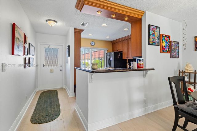 528 Franconia Cir ., Lake Worth, FL 33467