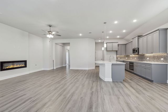 10300 Tapioca Street, Fort Worth, TX 76036