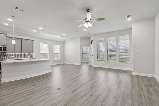 10300 Tapioca Street, Fort Worth, TX 76036