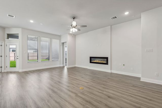 10300 Tapioca Street, Fort Worth, TX 76036