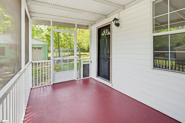 7 Alberta Avenue, Greenville, SC 29617