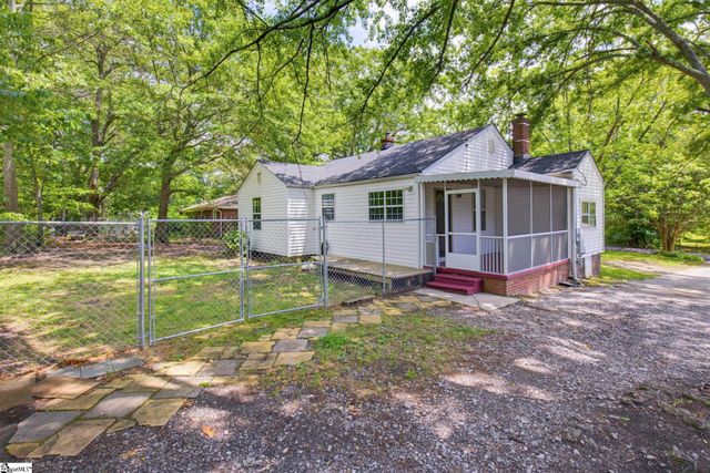 7 Alberta Avenue, Greenville, SC 29617
