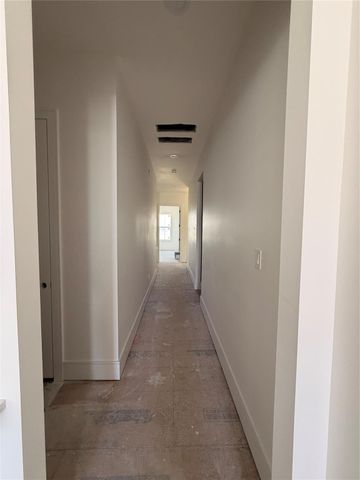 5 Westwind Rd, Galveston, TX 77554