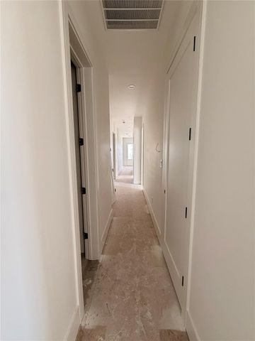 5 Westwind Rd, Galveston, TX 77554