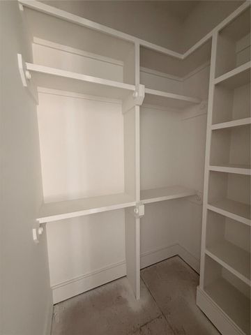 5 Westwind Rd, Galveston, TX 77554