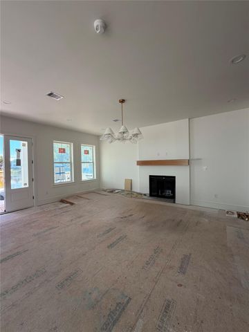 5 Westwind Rd, Galveston, TX 77554