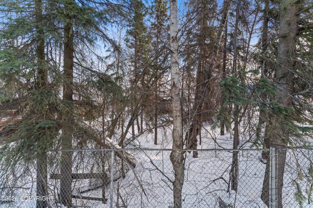 3 Unknown Street, Anchorage, AK 99517