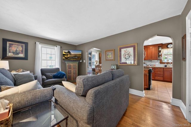 133 S Street Extension, Warwick, NY 10990