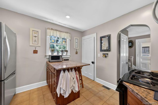 133 S Street Extension, Warwick, NY 10990