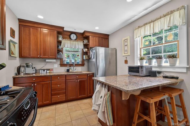133 S Street Extension, Warwick, NY 10990