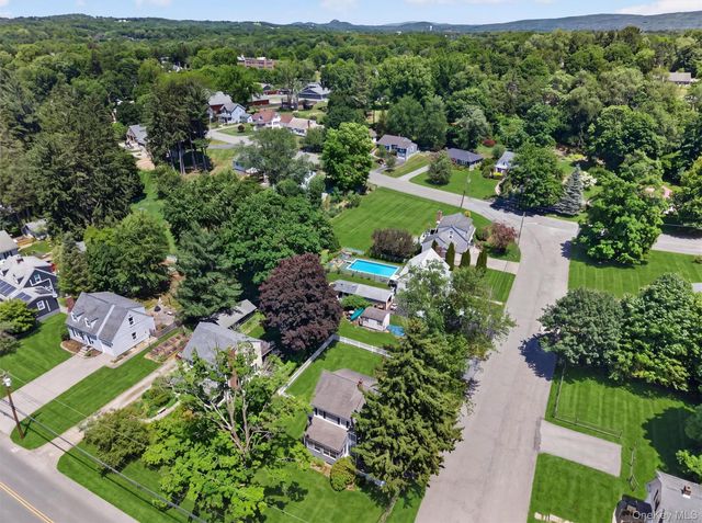 133 S Street Extension, Warwick, NY 10990